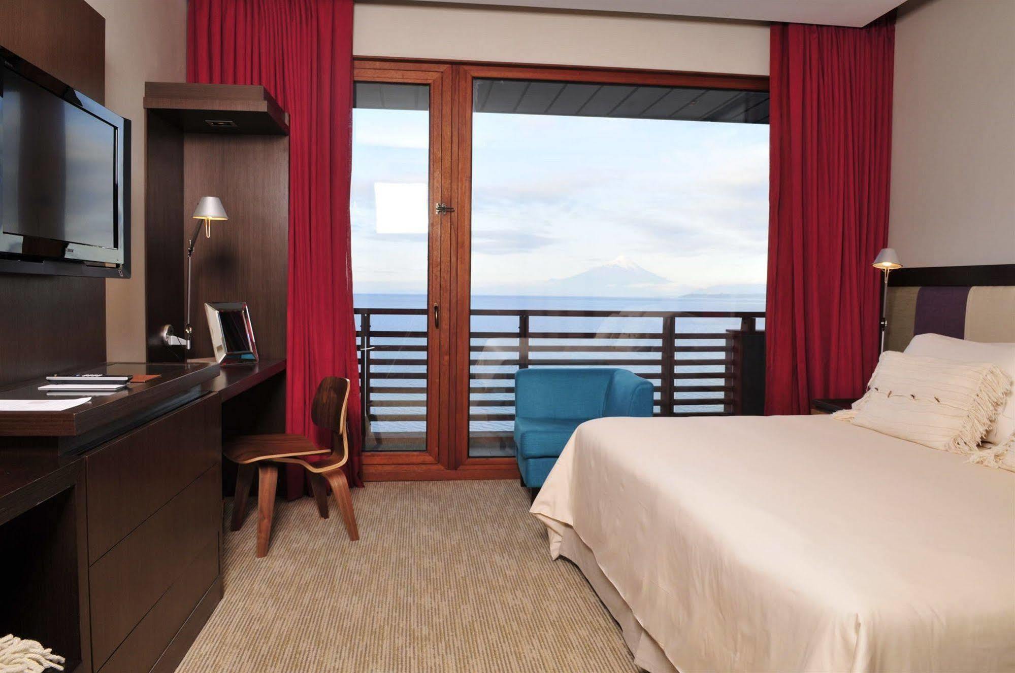Hotel Dreams De Los Volcanes Puerto Varas Habitación foto